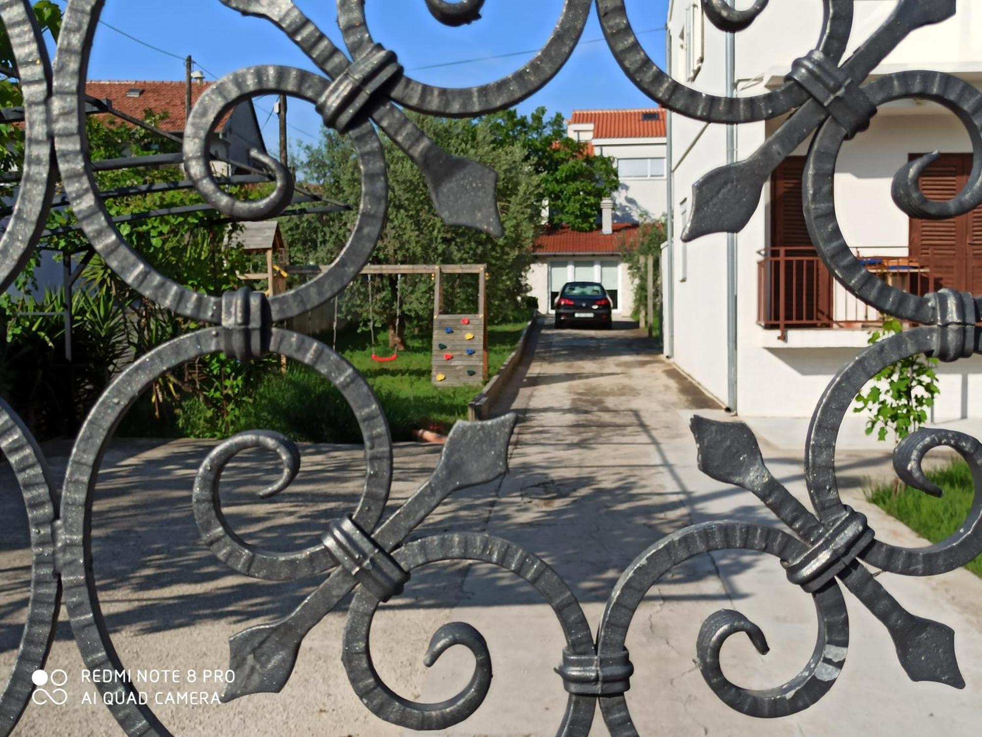Hacienda Mia With Yacuzzi And Free Parking Zadar Room photo